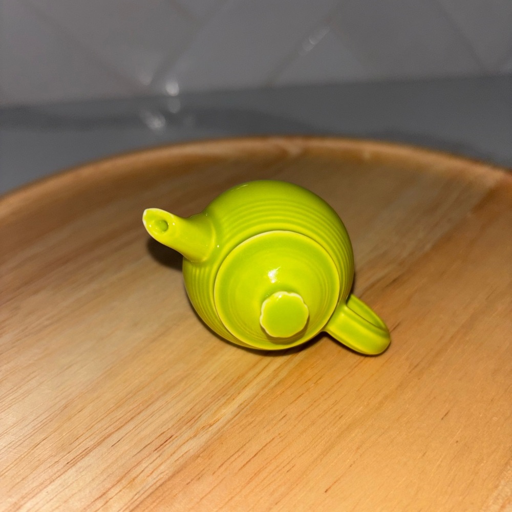 Nora Fleming FIESTA Mini ONLY Green Tea Pot from Peony Bread Tray NEW - Picture 3 of 6